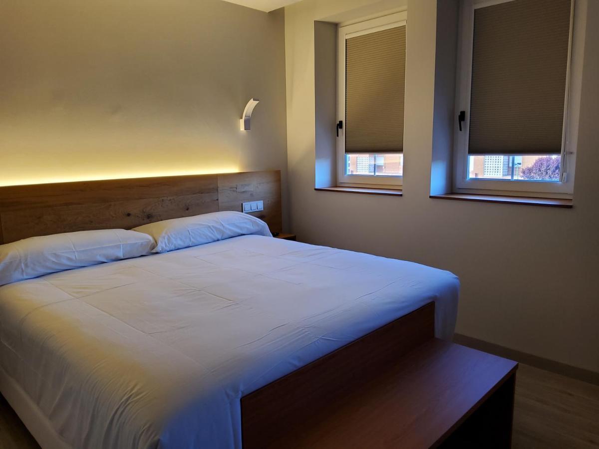 Hotel Marques De Aguilar Aguilar de Campóo Екстериор снимка
