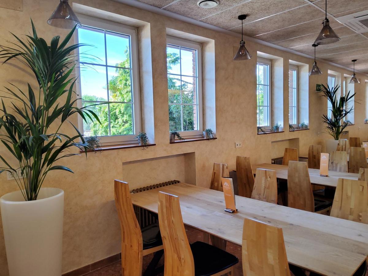 Hotel Marques De Aguilar Aguilar de Campóo Екстериор снимка